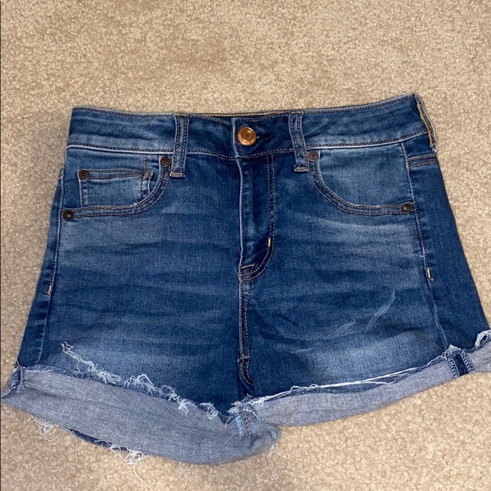 AE hi-rise shortie shorts medium wash no rips